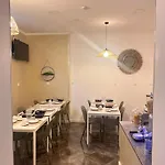 & Dp Vfxira Hostel