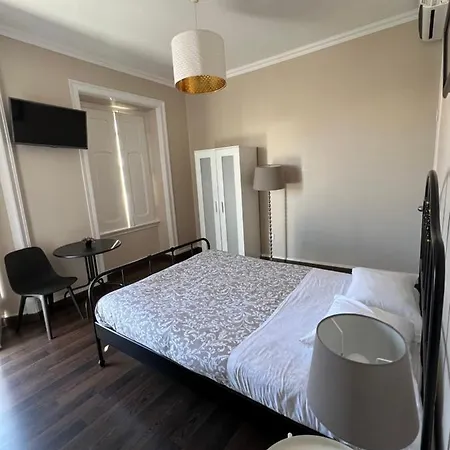 & Dp Vfxira Hostal *