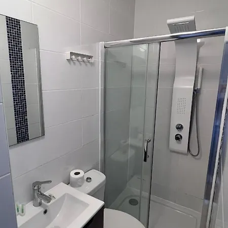 & Dp Vfxira Hostal *