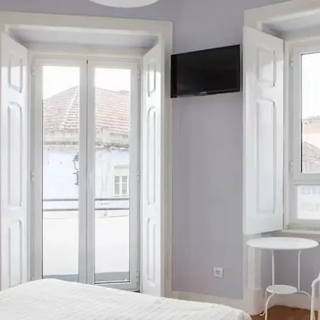 Albergue & Dp Vfxira *