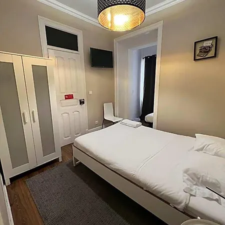 Hostel & Dp Vfxira *