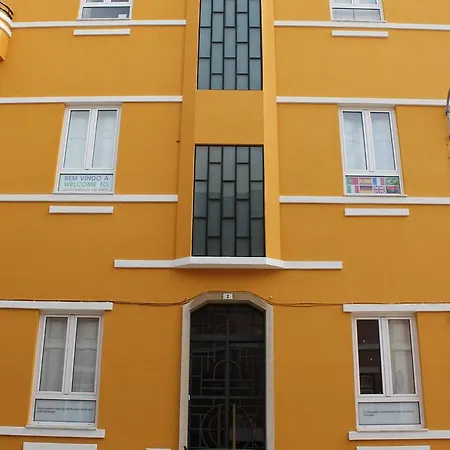 & Dp Vfxira Hostel *