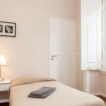 & Dp Vfxira Hostel Vila Franca de Xira