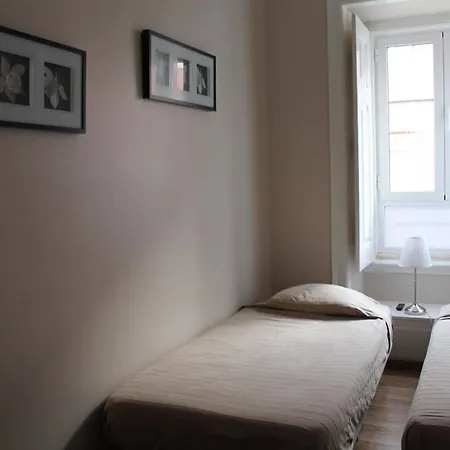 & Dp Vfxira Hostel Vila Franca de Xira